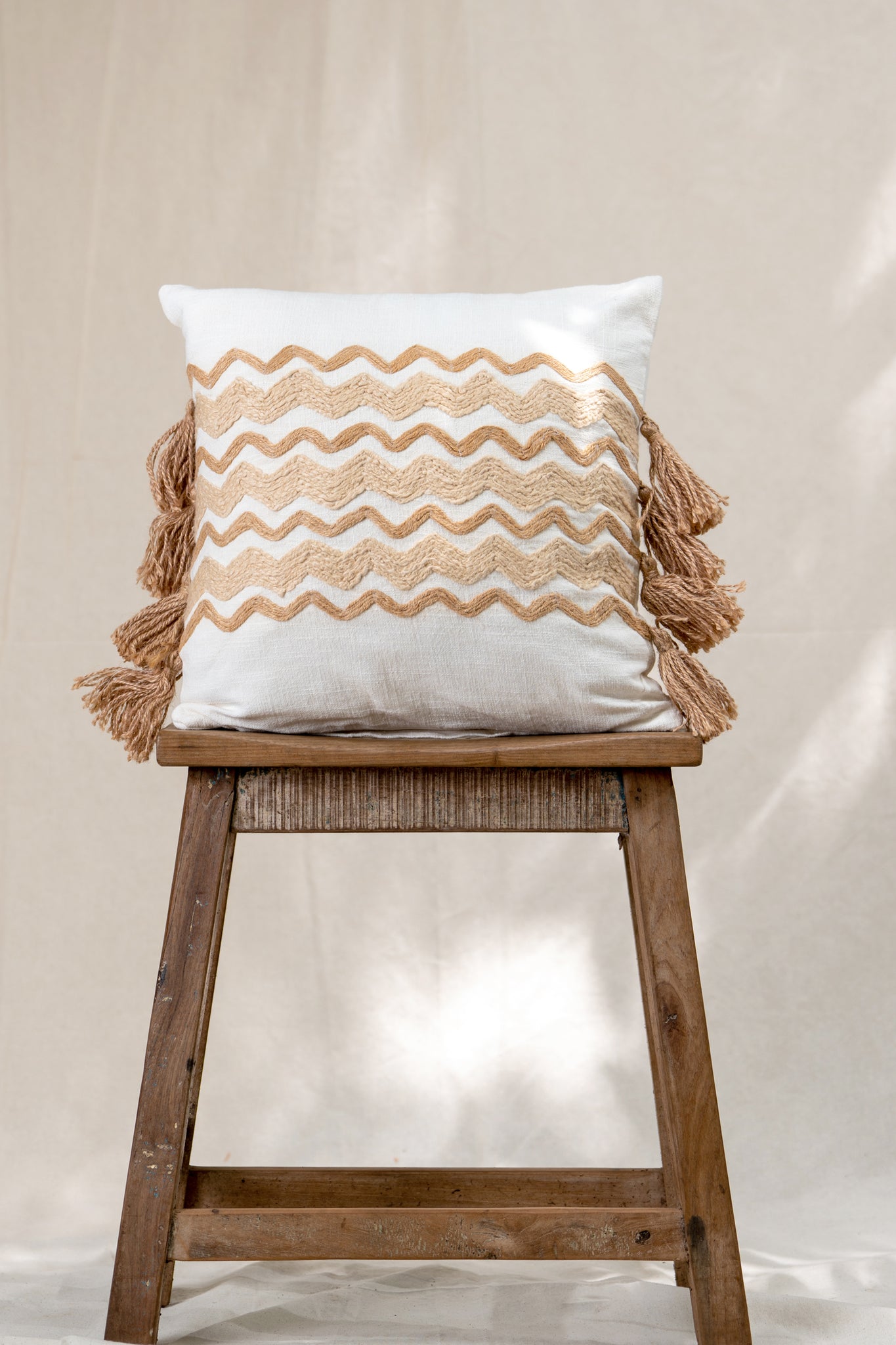 Jute Zigzag Cushion Cover