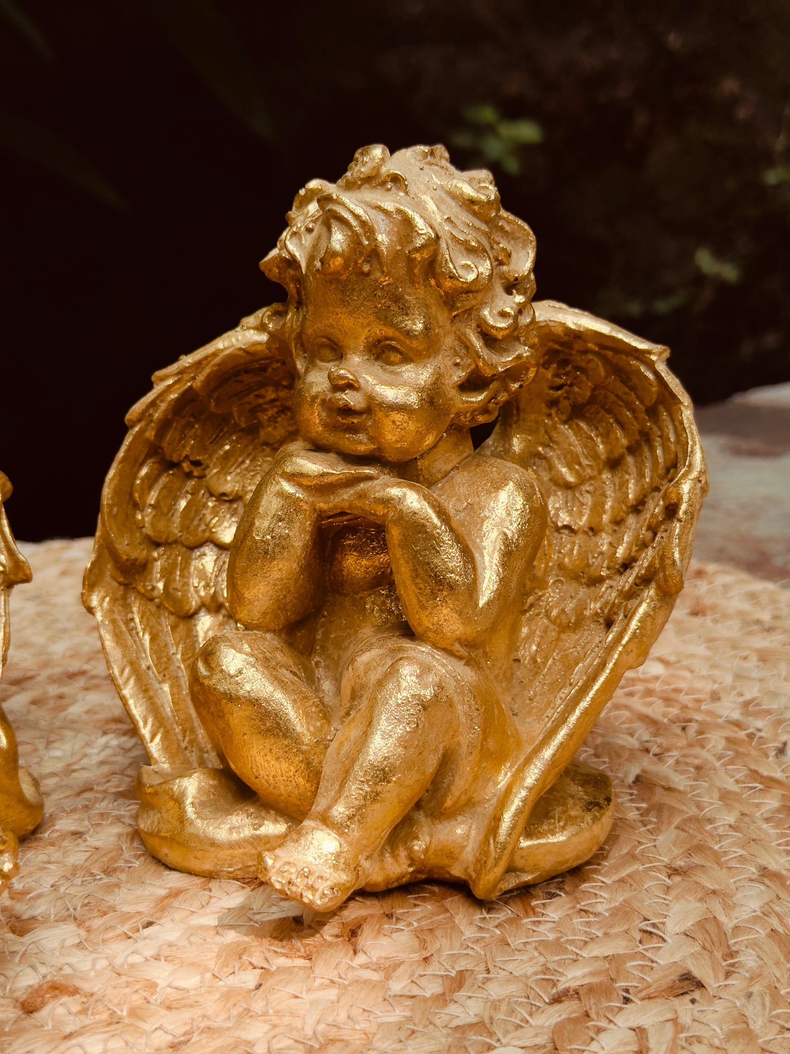 Sitting Angel - Gold