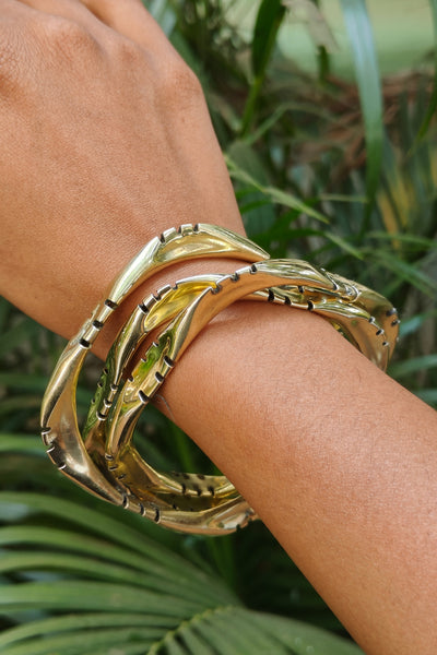 Entangled Square Bangle