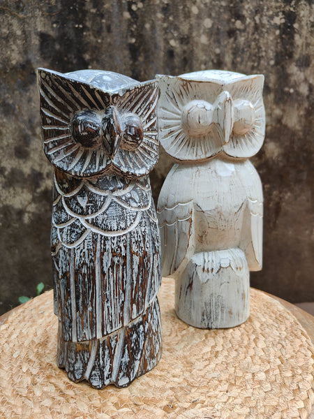 Hoot Statue - White